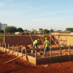 Do terreno ao habite-se tudo o que você precisa saber antes de construir sua casa dos sonhos.